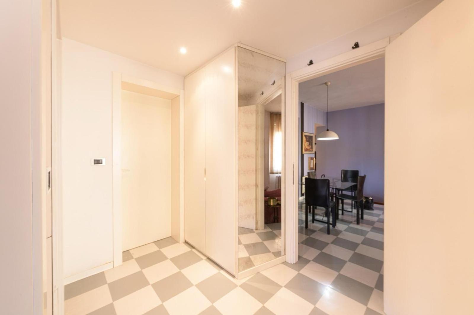 Apartmán La Violetta Di Parma Exteriér fotografie