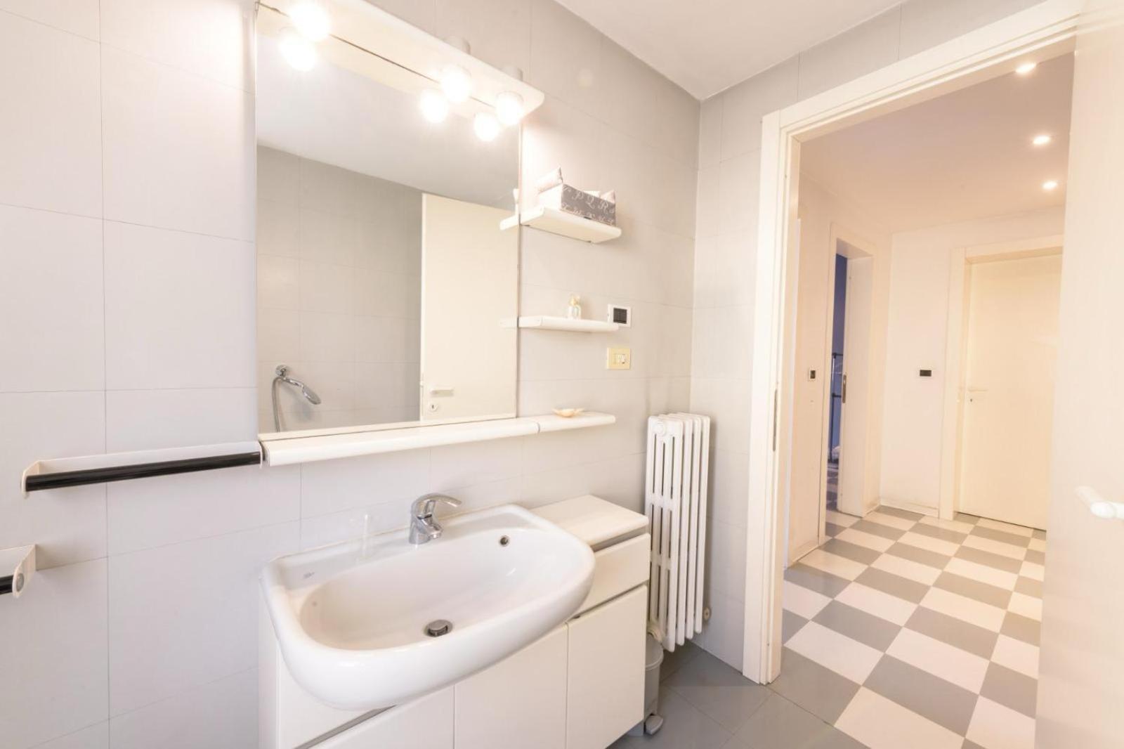 Apartmán La Violetta Di Parma Exteriér fotografie